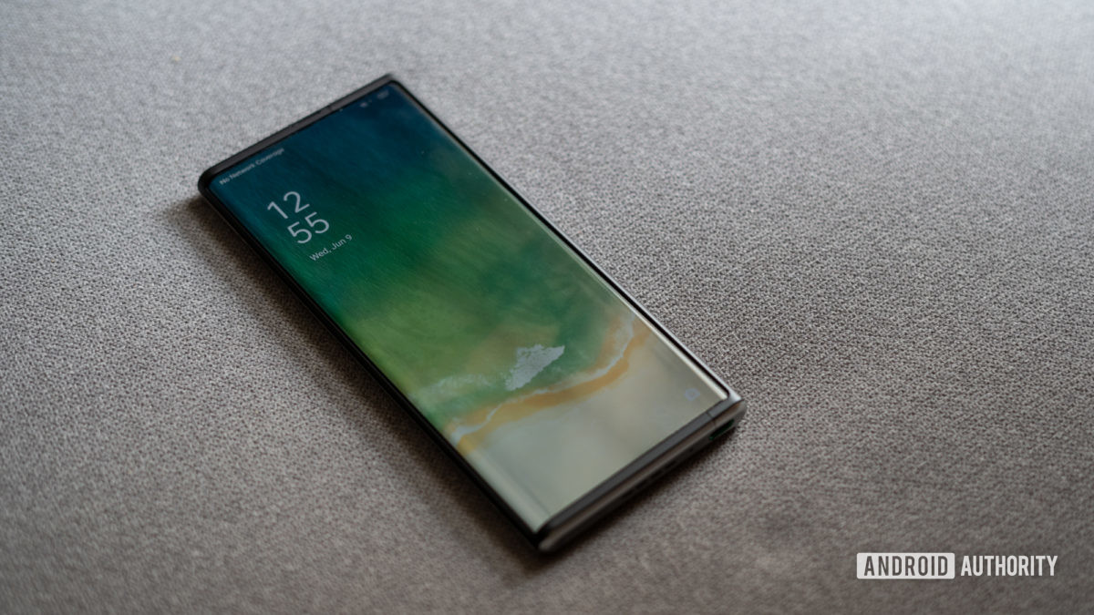 Oppo Rollable Phone Concept rolled with display