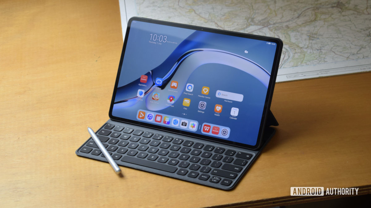 The Huawei MatePad Pro 2021 with Magic Keyboard and M-Pencil