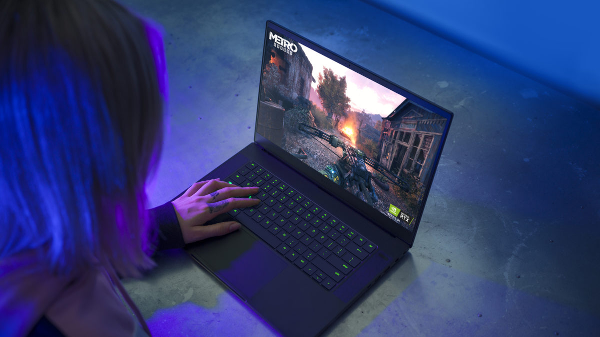 Razer Blade 15 2021 Lifestyle 1