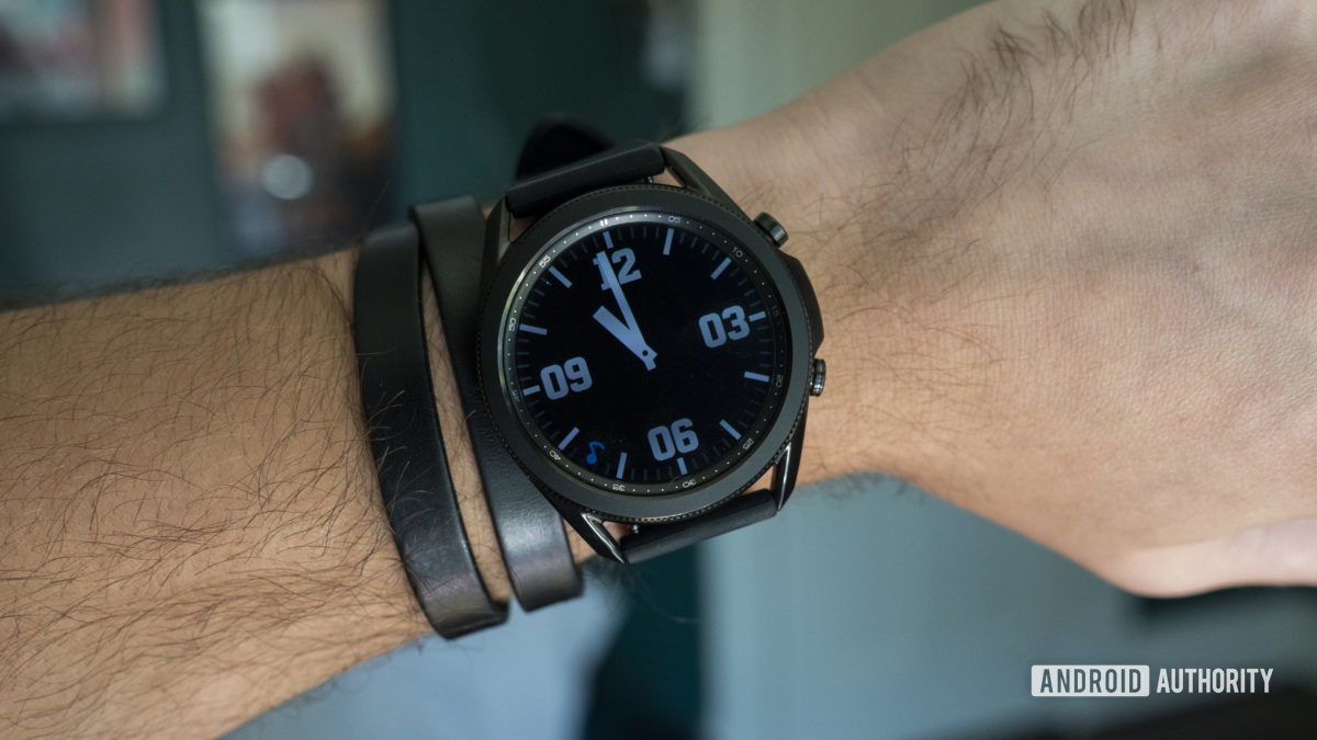 samsung galaxy watch 3 review on wrist always on display