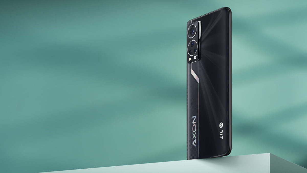 A promo image of the ZTE Axon 30.