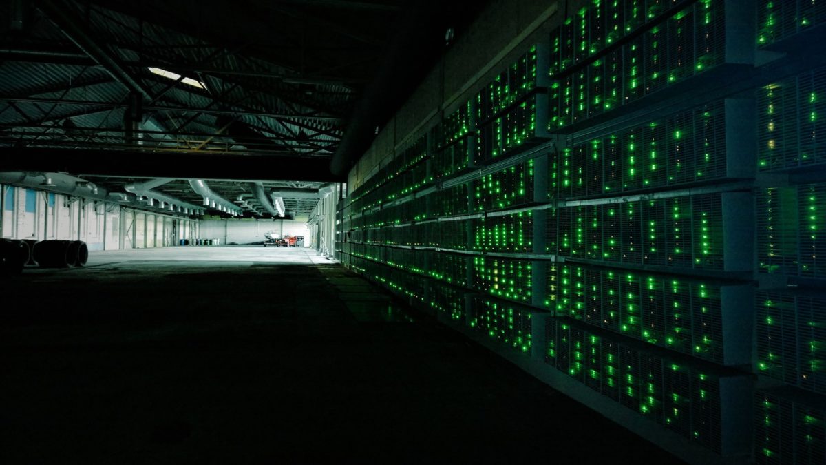 cryptocurrency data center servers