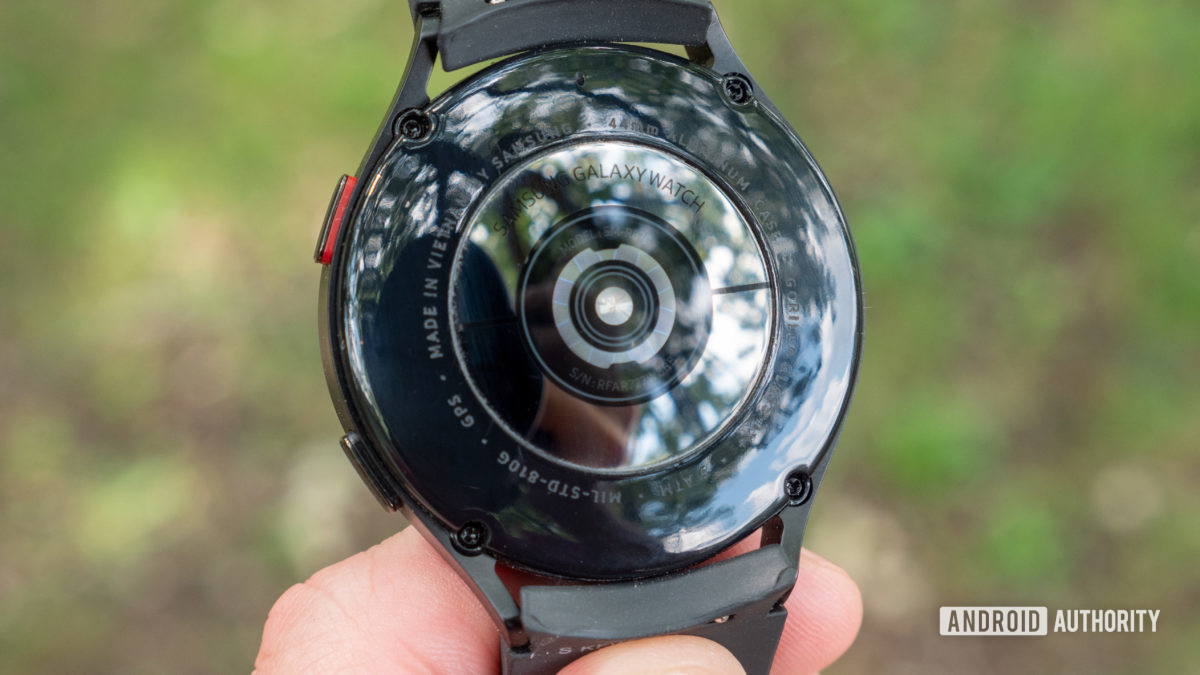 samsung galaxy watch 4 review heart rate sensor