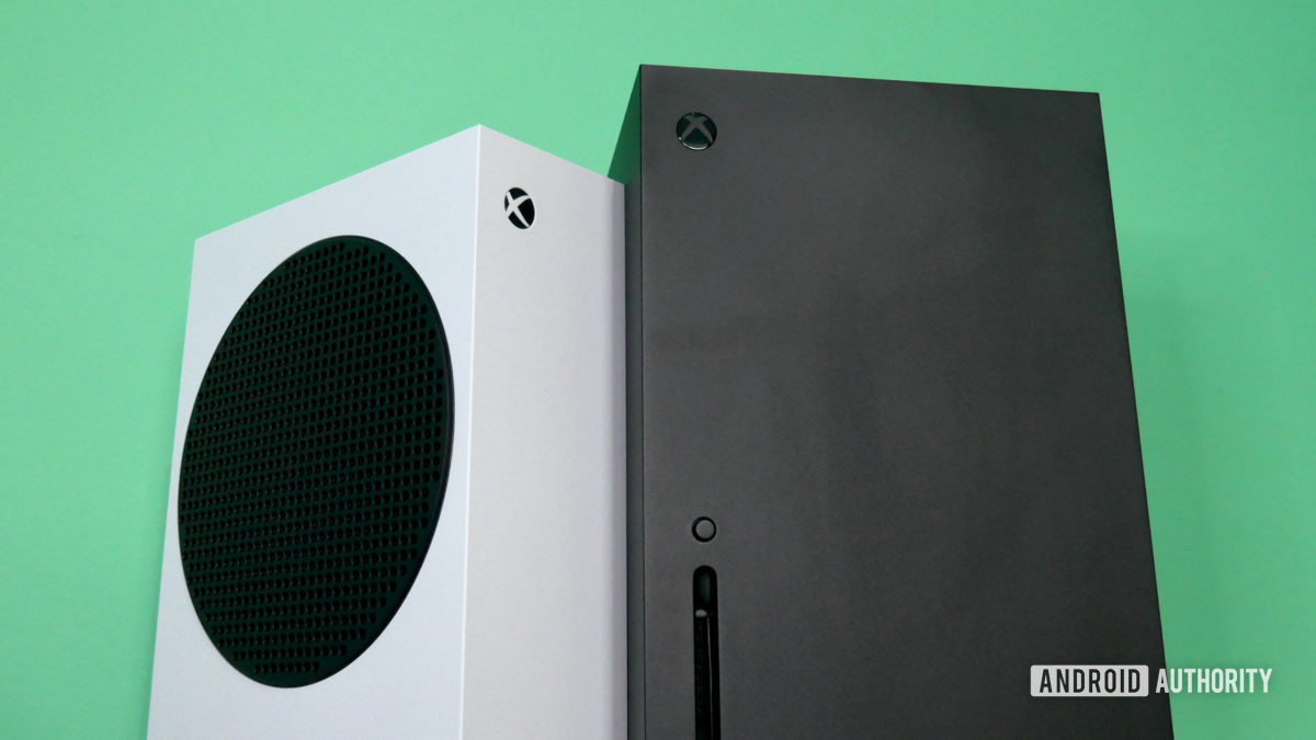 xbox series x vs series s front 1