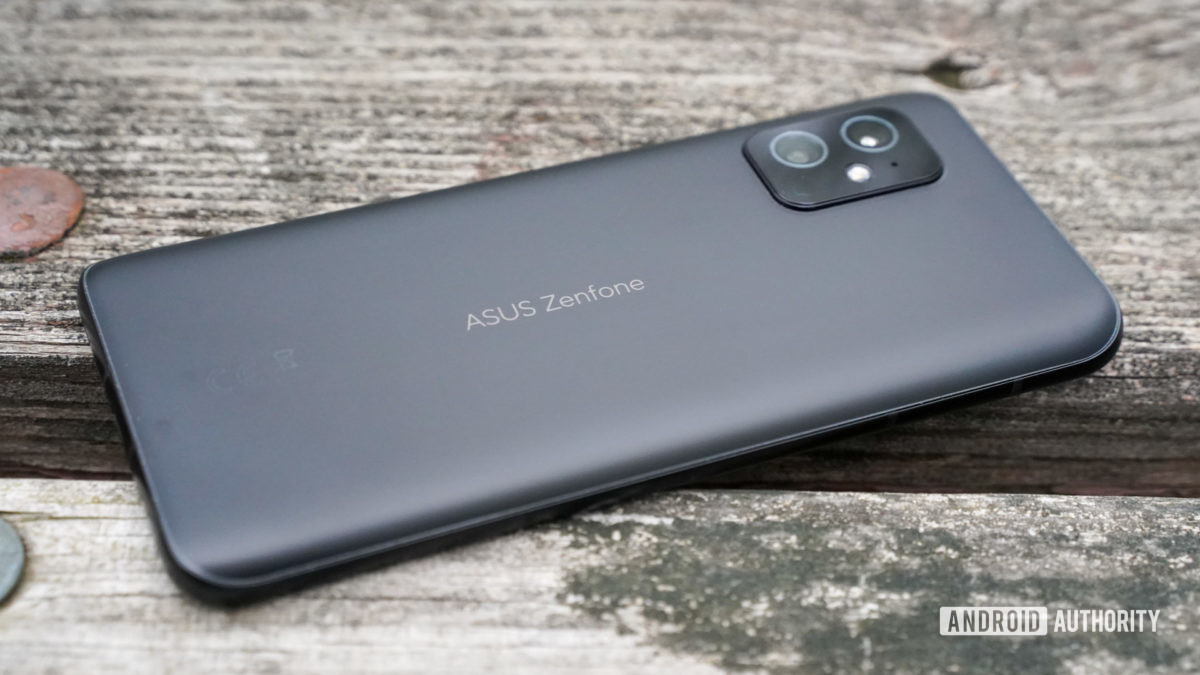 Asus Zenfone 8 rear view on table