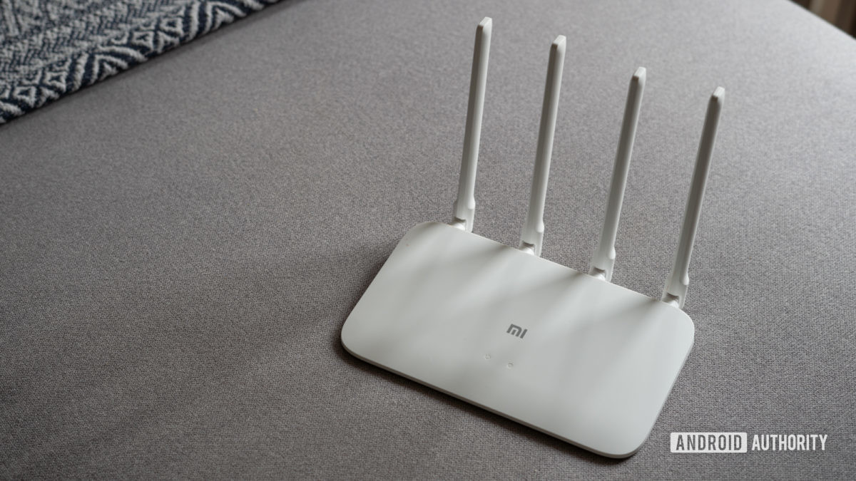 Mi Router 4A gigabit edition antennas up