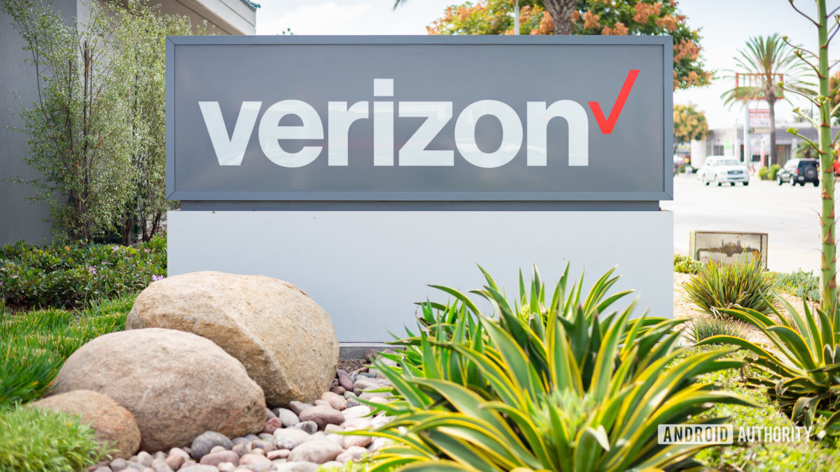 Verizon deals Wireless logo stock image 7