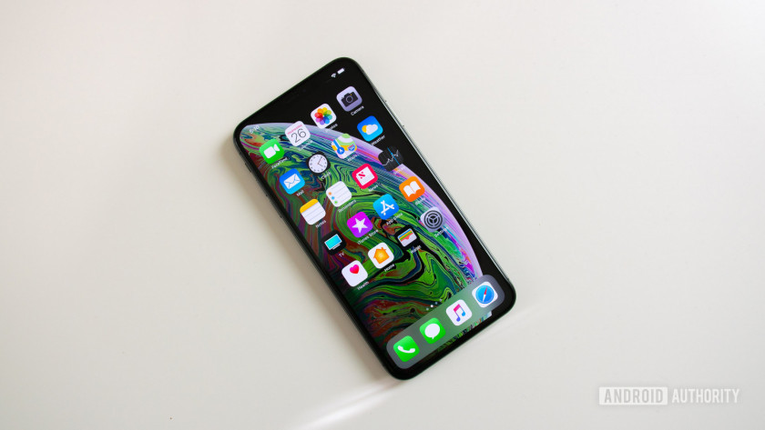 The front of the Apple iPhone XS Max.