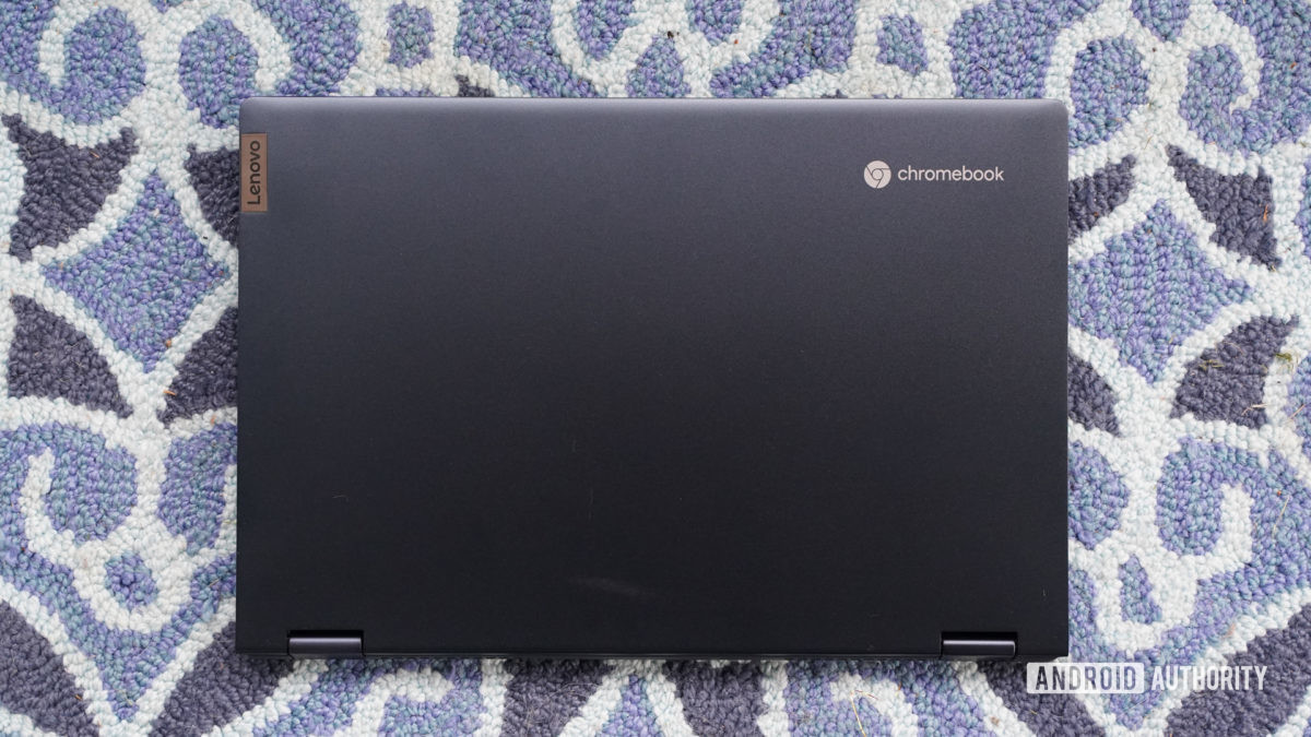 Lenovo Flex 5i Chromebook top surface