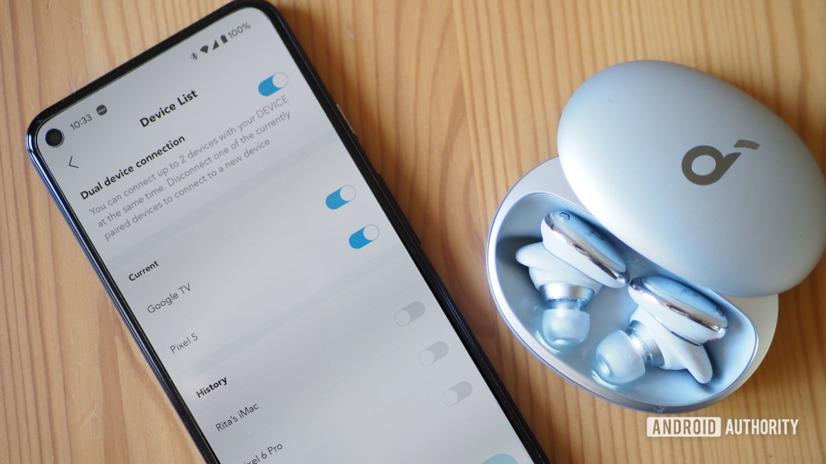 SoundCore Liberty 3 Pro and Pixel 5 showing the list of connected Bluetooth headsets