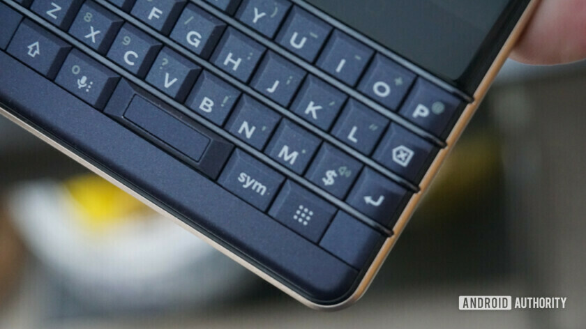 BlackBerry Key2 LE review 9