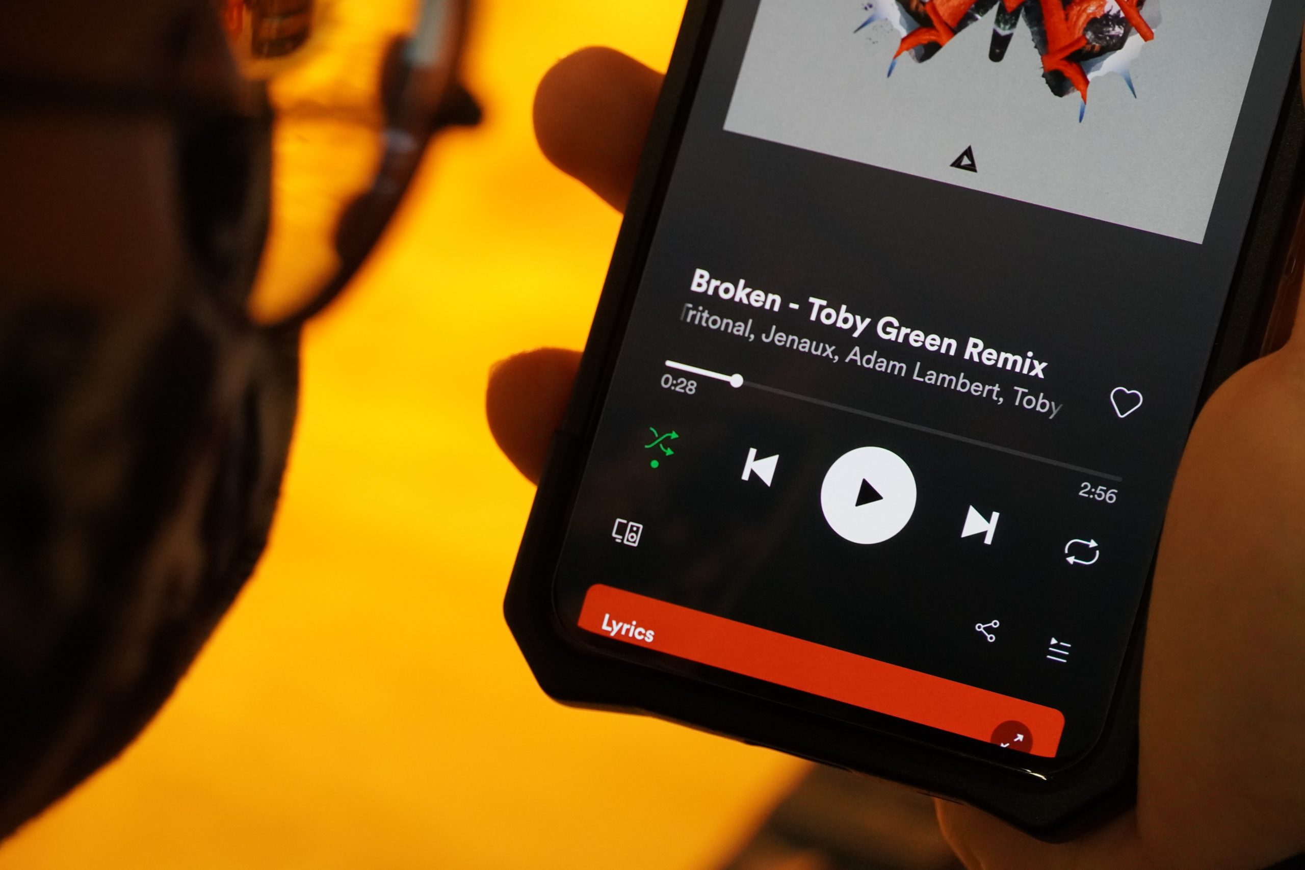 Photo of music being shuffled on Spotify for Android