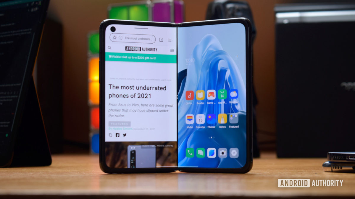 Oppo Find N dual window mode