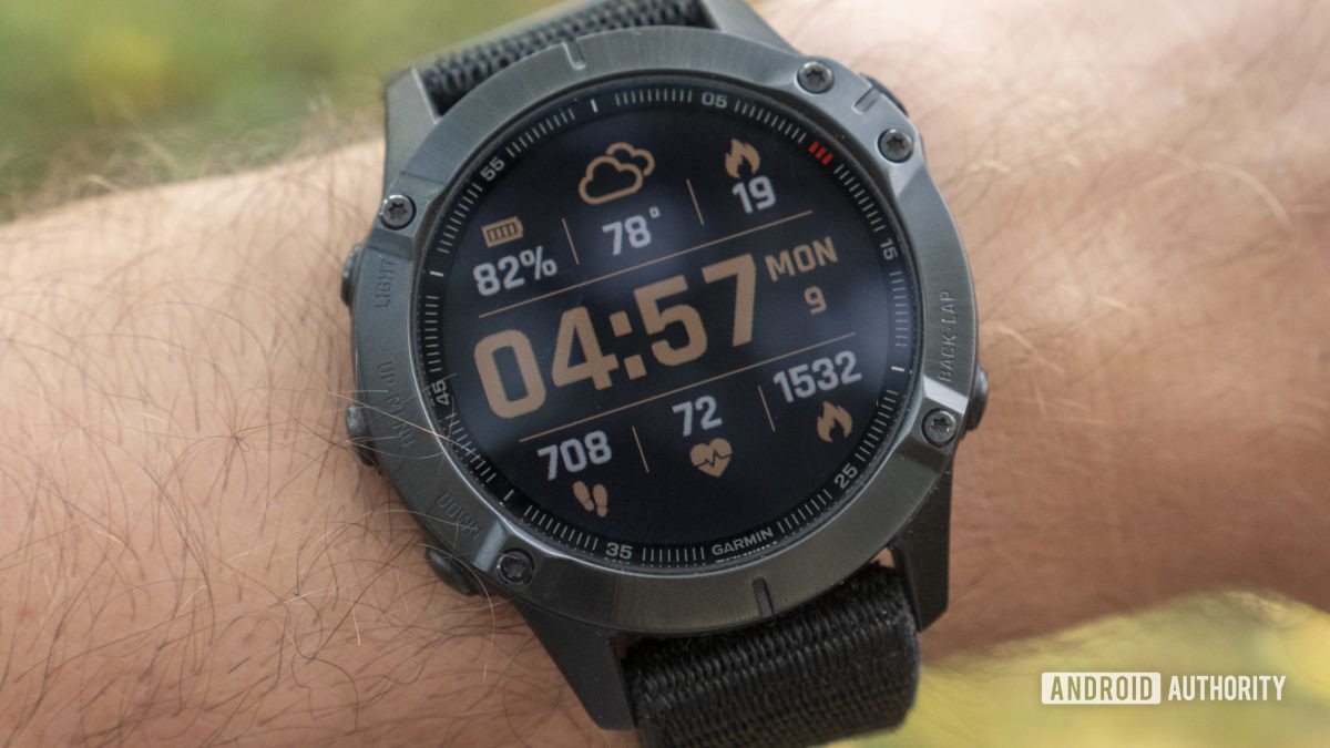 garmin fenix 6 pro on wrist display 1