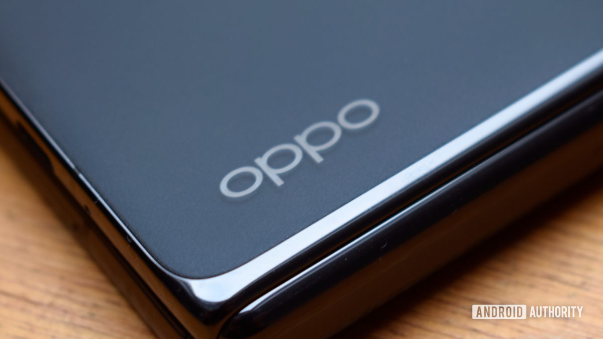 Oppo logo on Find N