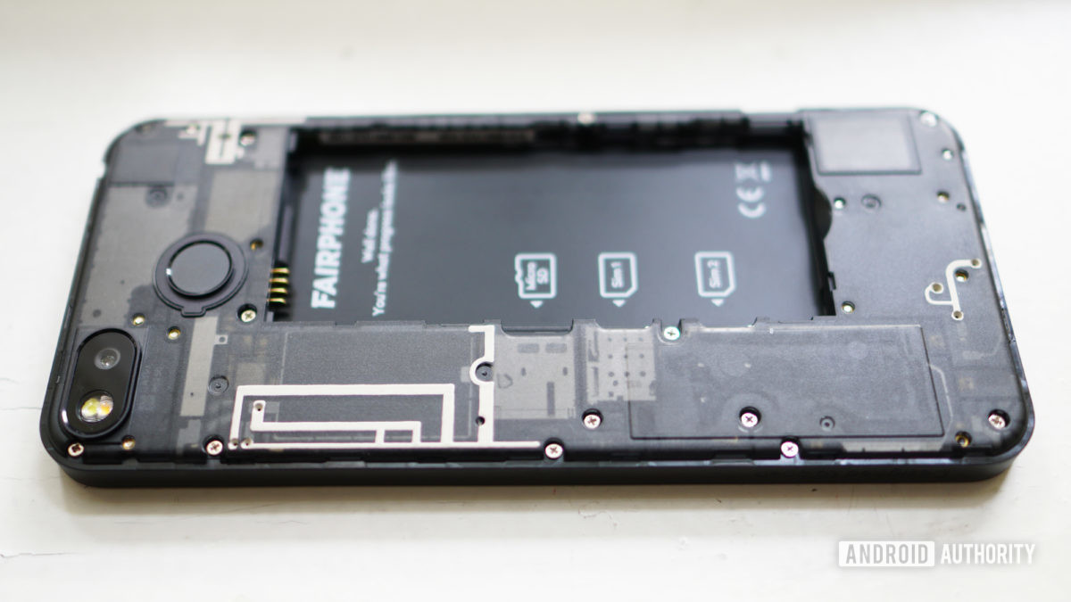 Fairphone 3 open internals