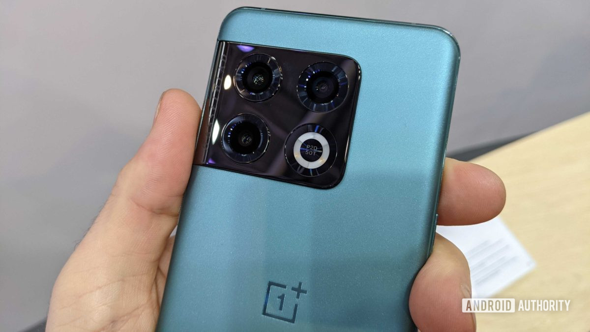 OnePlus 10 Pro Camera closeup