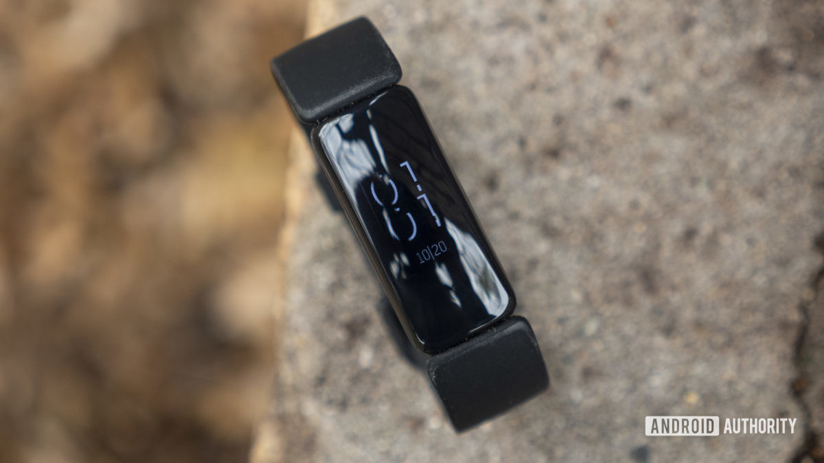 fitbit inspire 2 review display screen