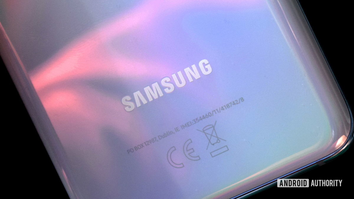 Samsung logo Galaxy S20 2