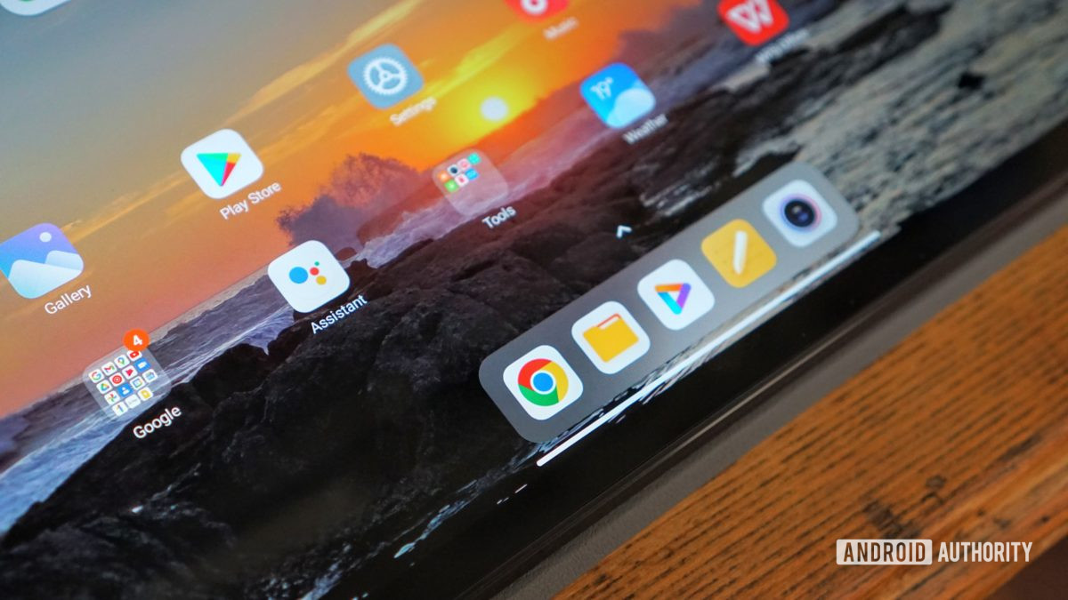 Chrome app icon on tablet edited