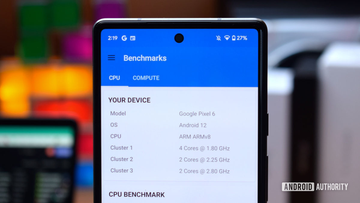 Google Pixel 6 GeekBench 5 on screen