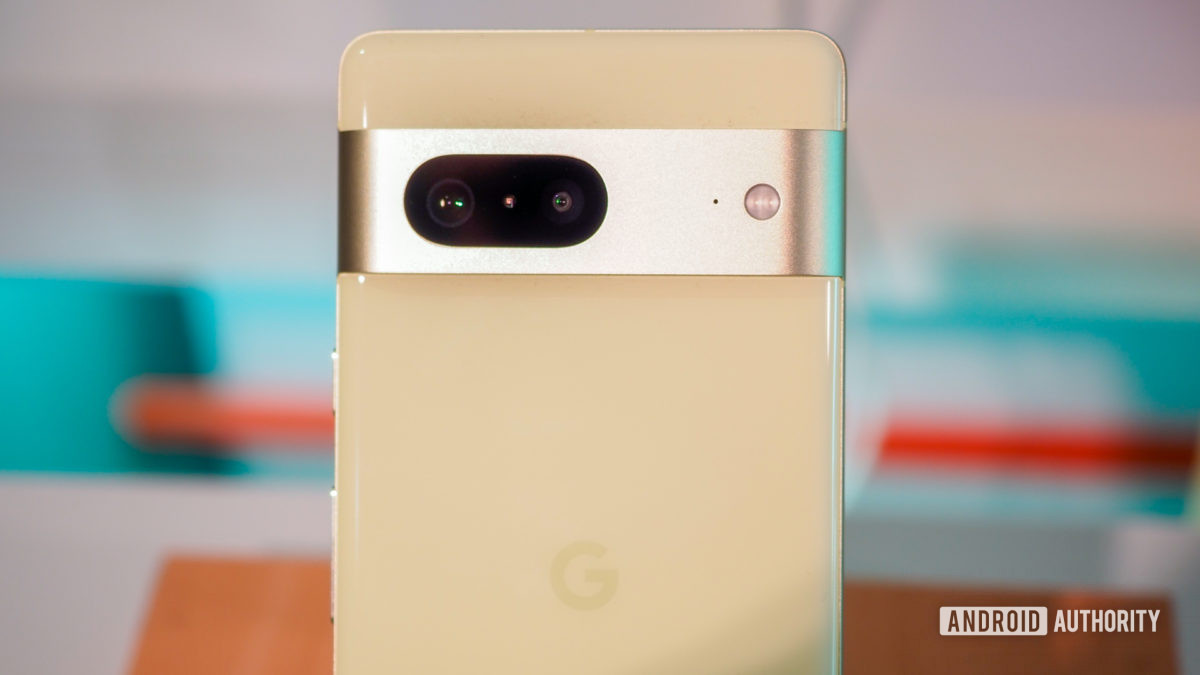 Google Pixel 7 Lemongrass 2