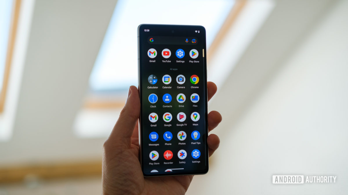 Google Pixel 7 app drawer