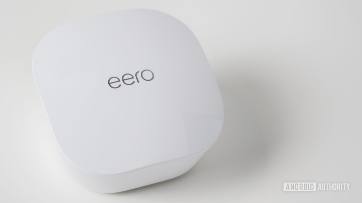 Amazon Eero Mesh Wi Fi System stock photo 3