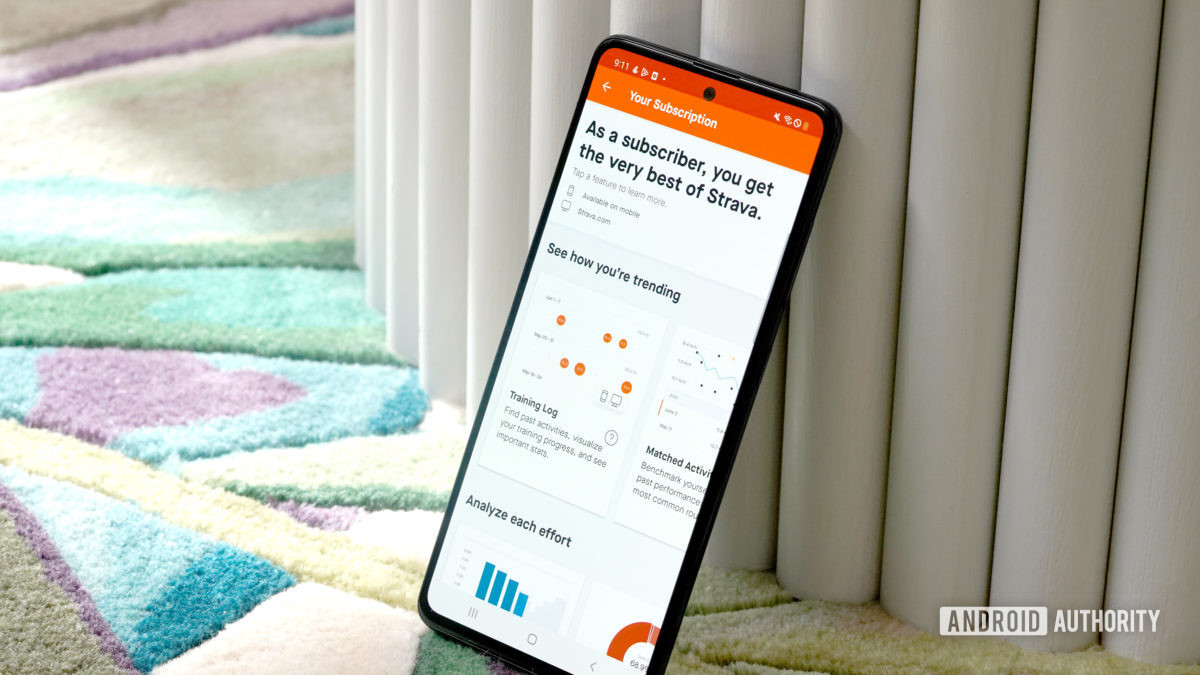 A Galaxy A51 displays the Strava subscription screen.
