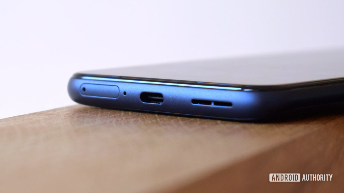 Smartphone for Snapdragon Insiders USB-C port