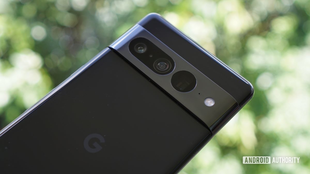 Google Pixel 7 Pro rear camera housing