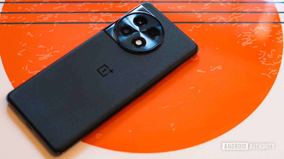 oneplus 11r rear back on orange background