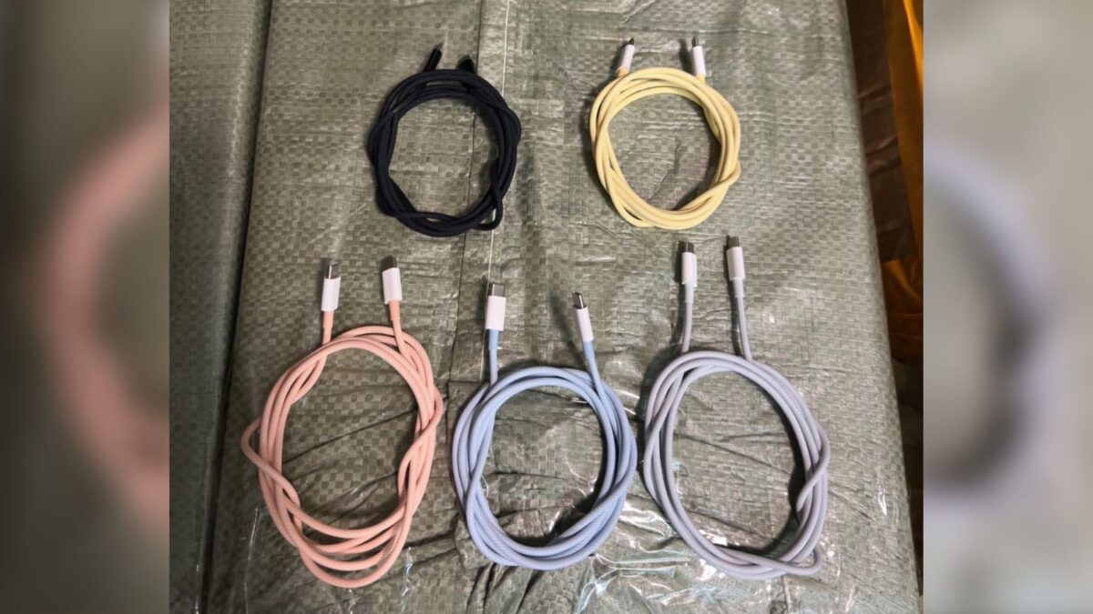 Apple iPhone 15 color matched braided USB C Cables