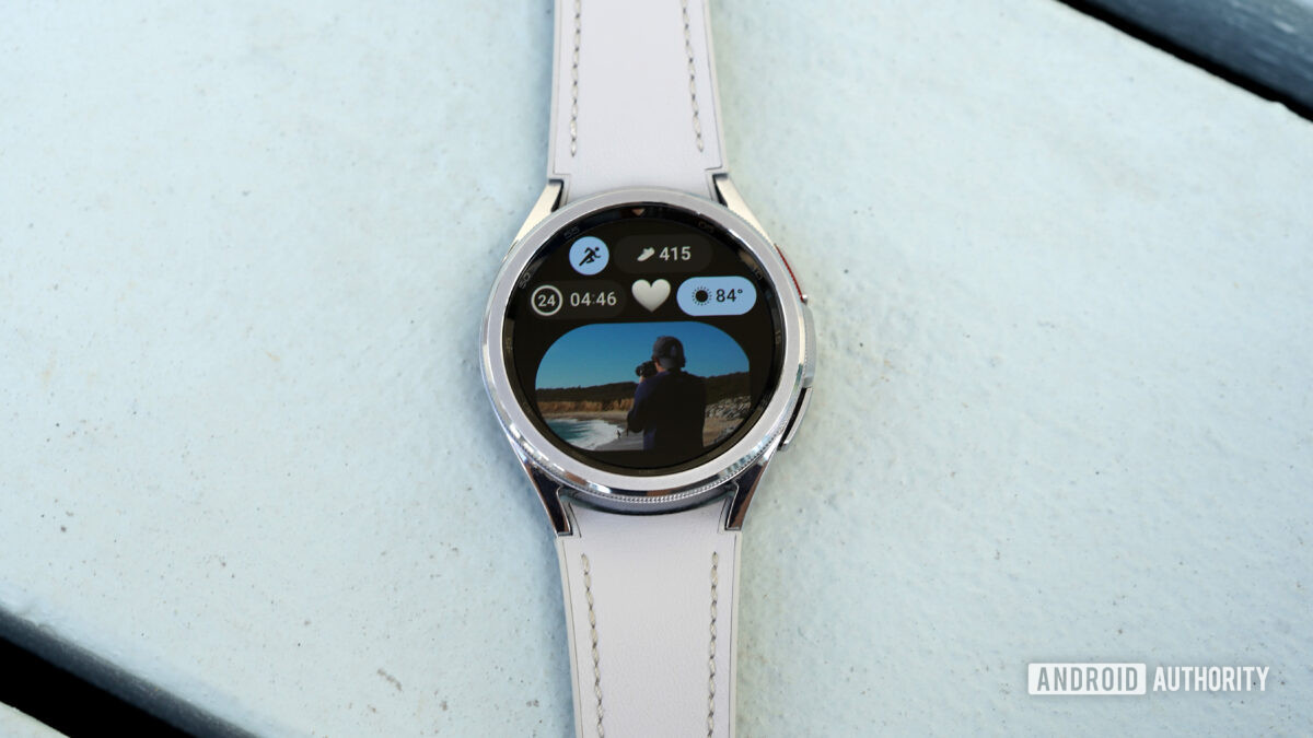 Galaxy Watch 6 Classic Photo Sticker2