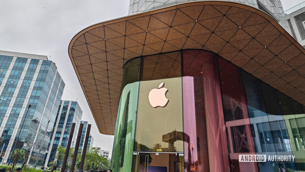 Apple Logo Apple Store BKC 2