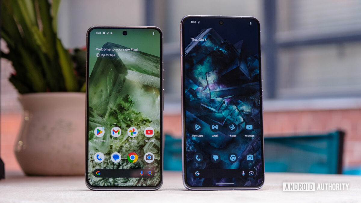 google pixel 8 pro vs pixel 8 front