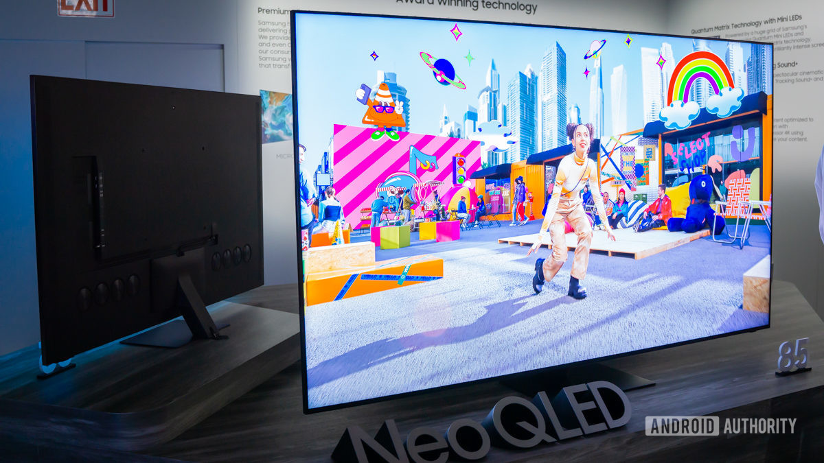 Samsung QN95C TV at CES 2023 1