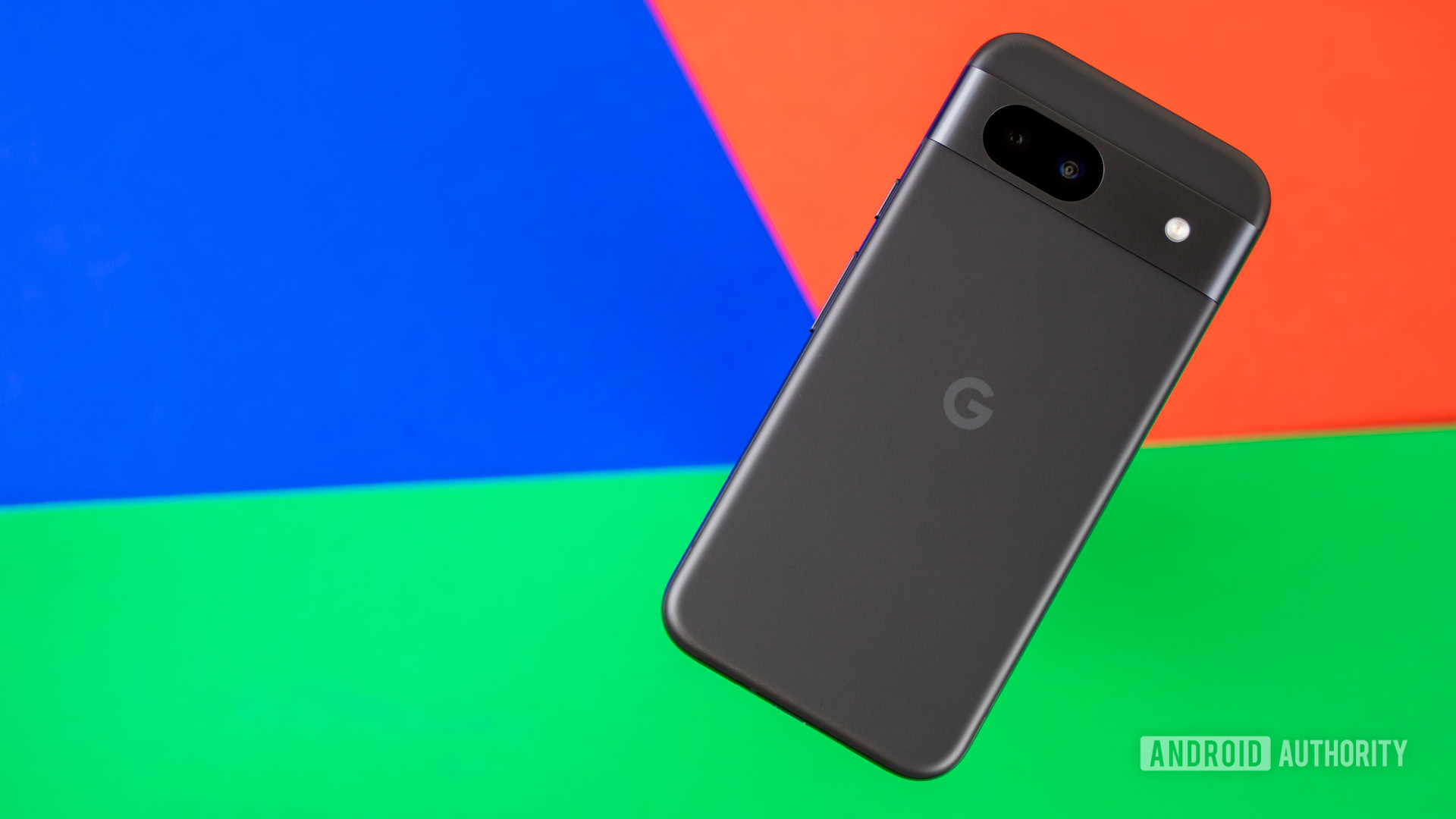 Google Pixel 8a with colorful background stock photo (2)