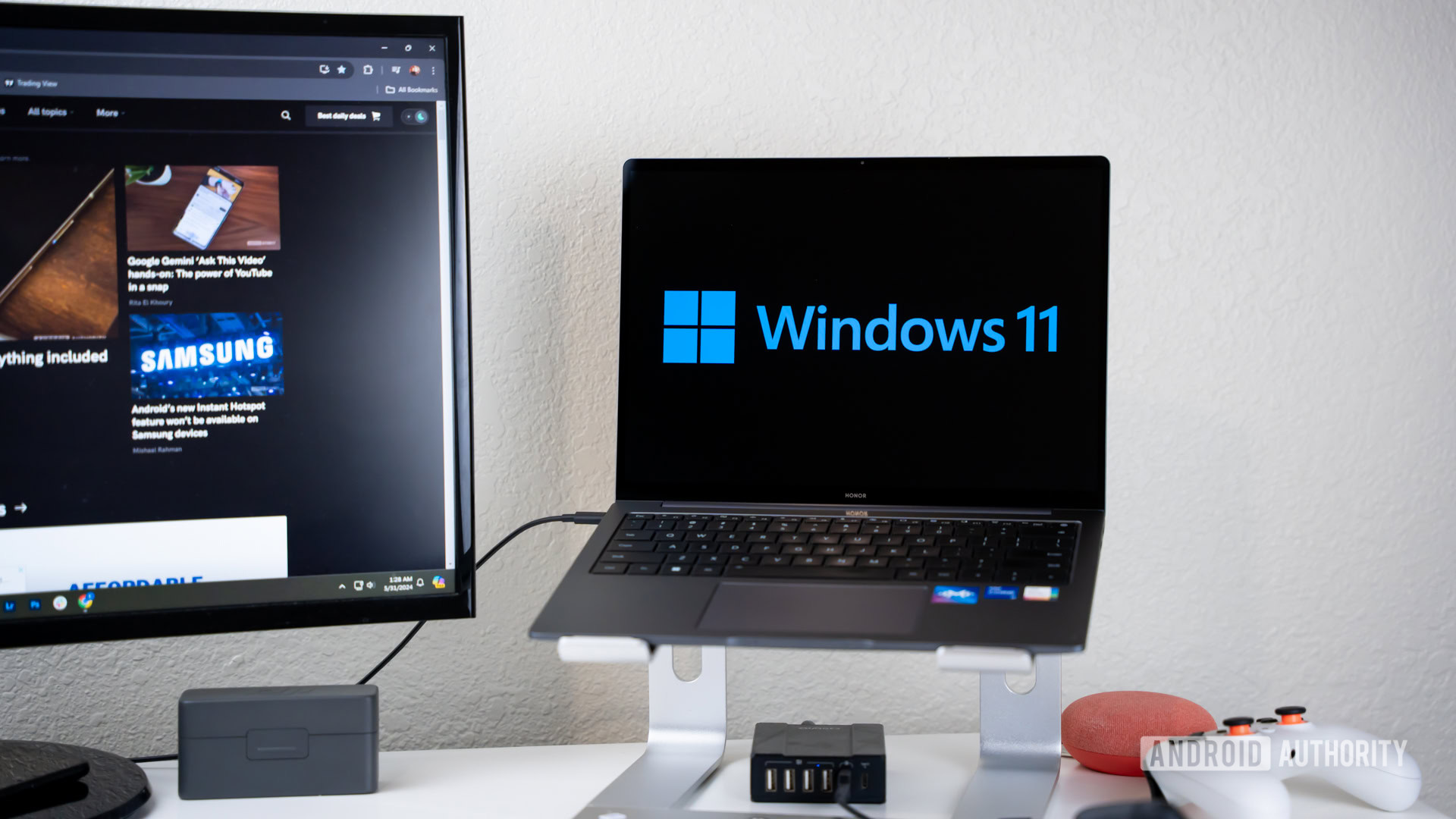 Windows 11 logo on laptop stock photo (1)