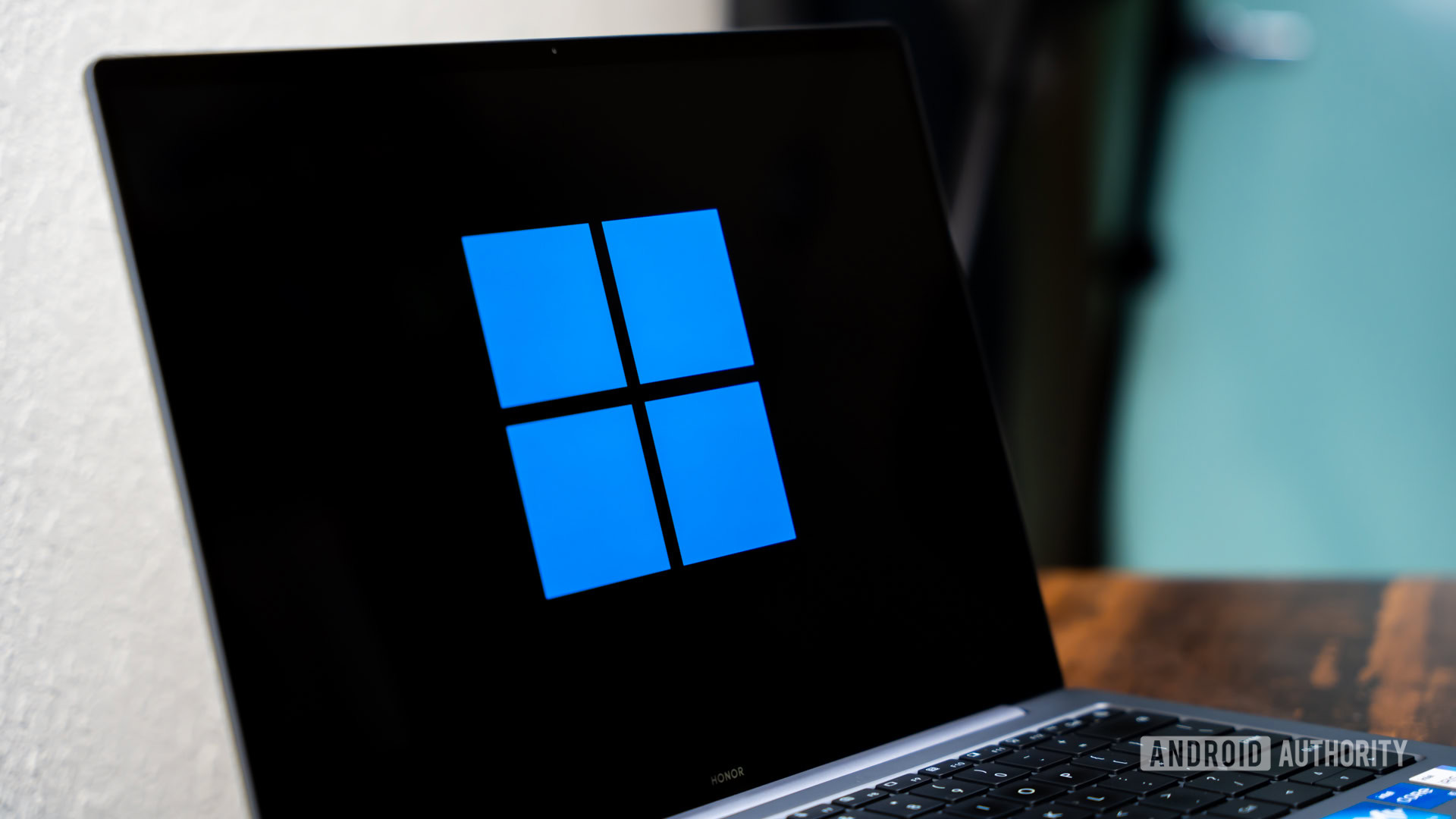 Windows logo on laptop stock photo (21)