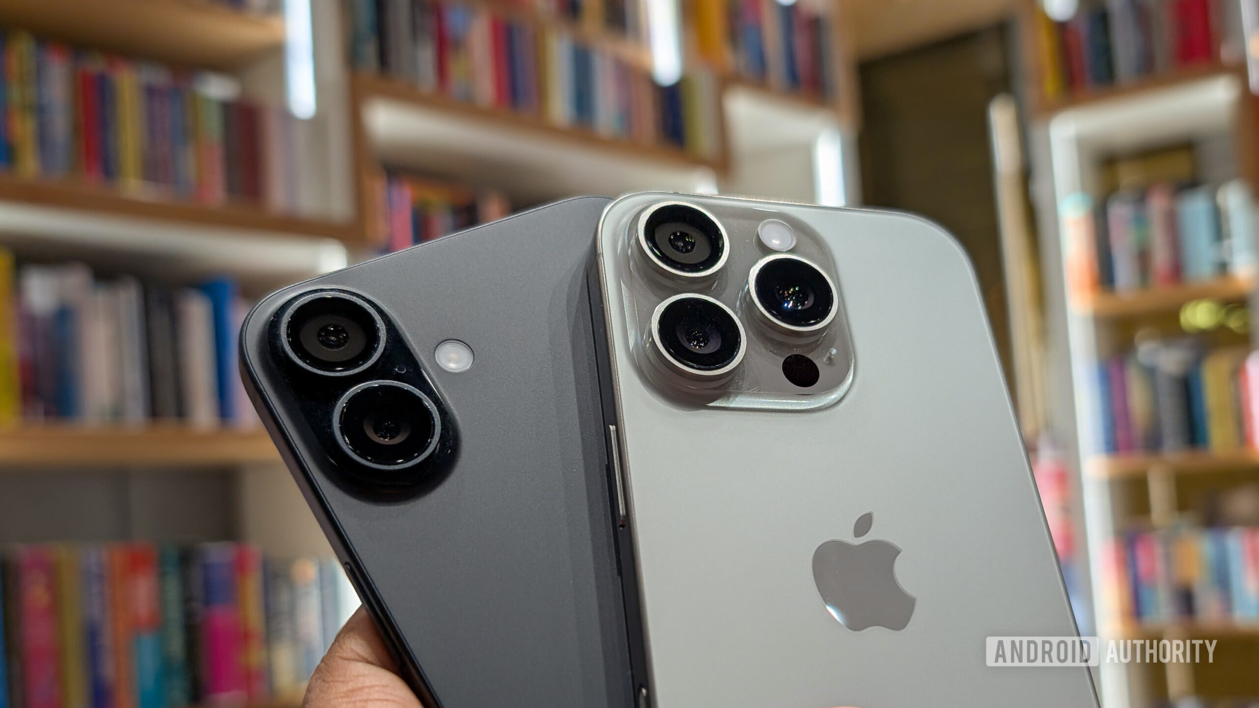 Will the iPhone 18 have a variable aperture?