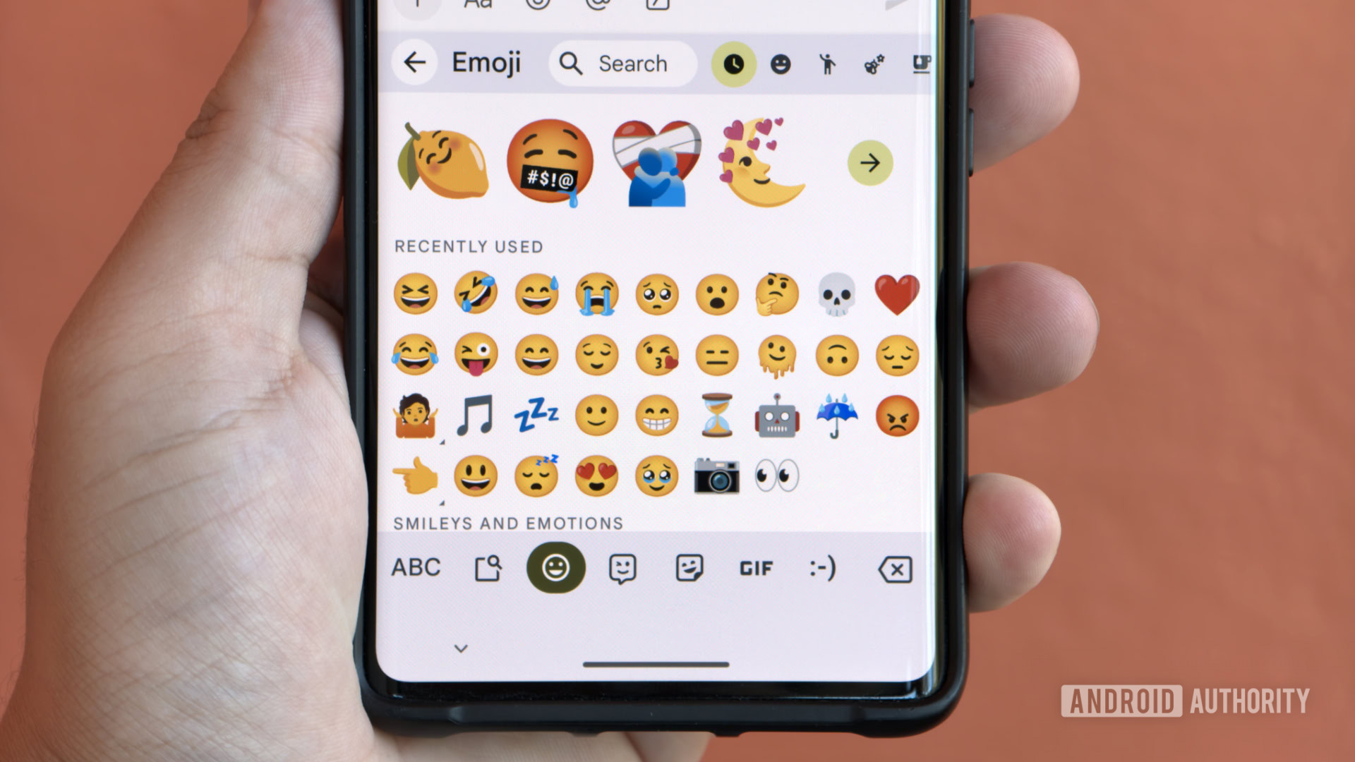 gboard emoji kitchen 2024