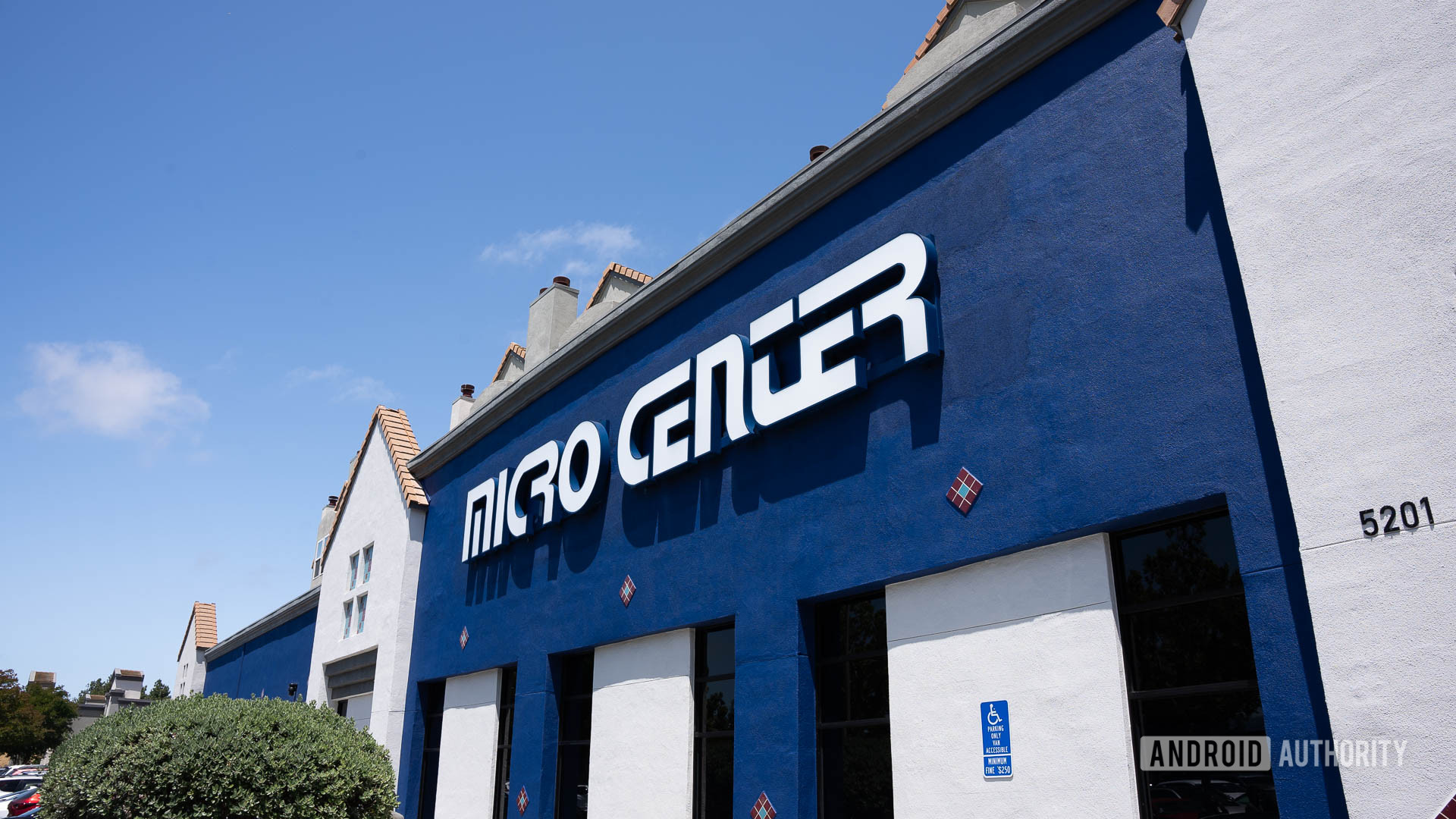 Micro Center Santa Clara Logo on outside of store Micro Center Santa Clara Logo on outside of store
