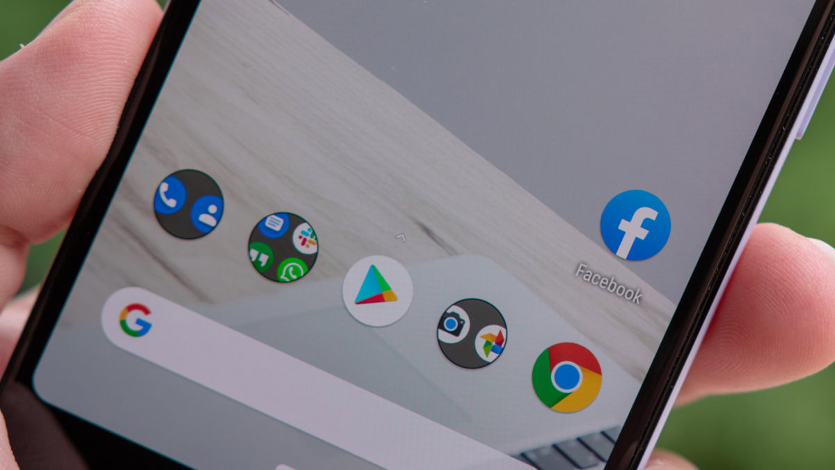 Facebook Chrome and Google Play Store Logo Facebook Chrome and Google Play Store Logo