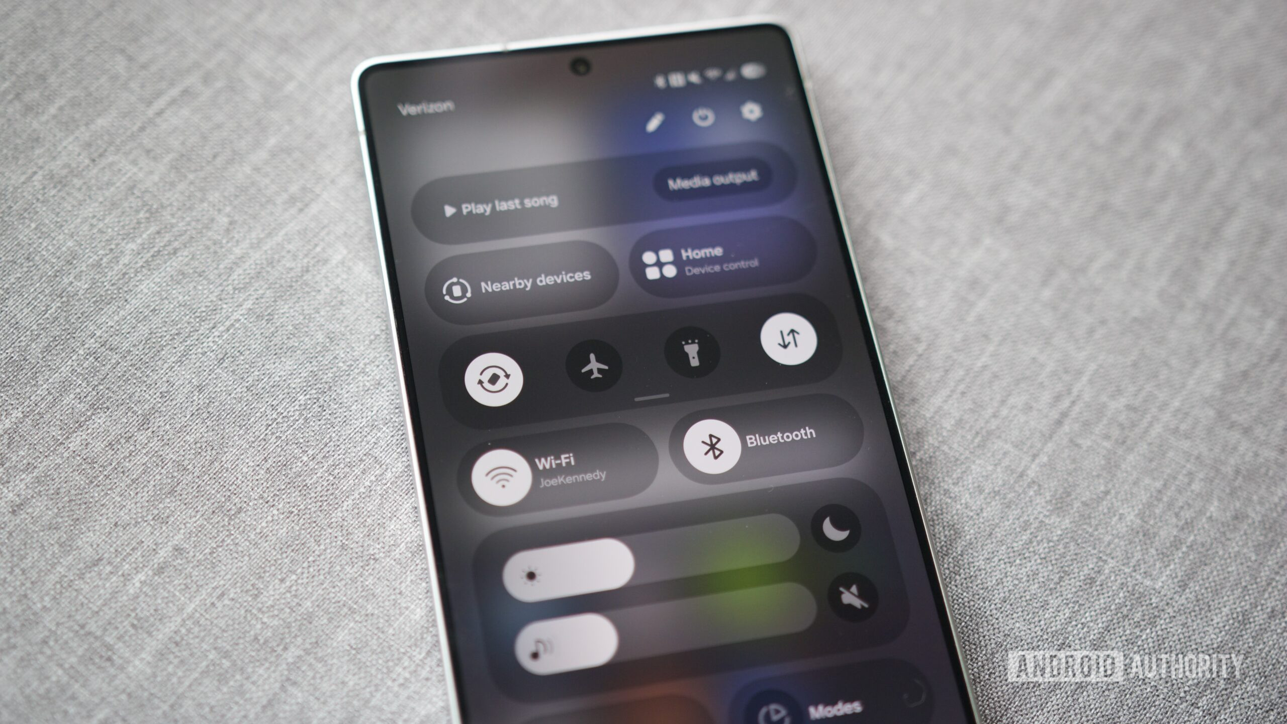 one ui 7 quick settings split pane 1 Quick Settings in One UI 7.
