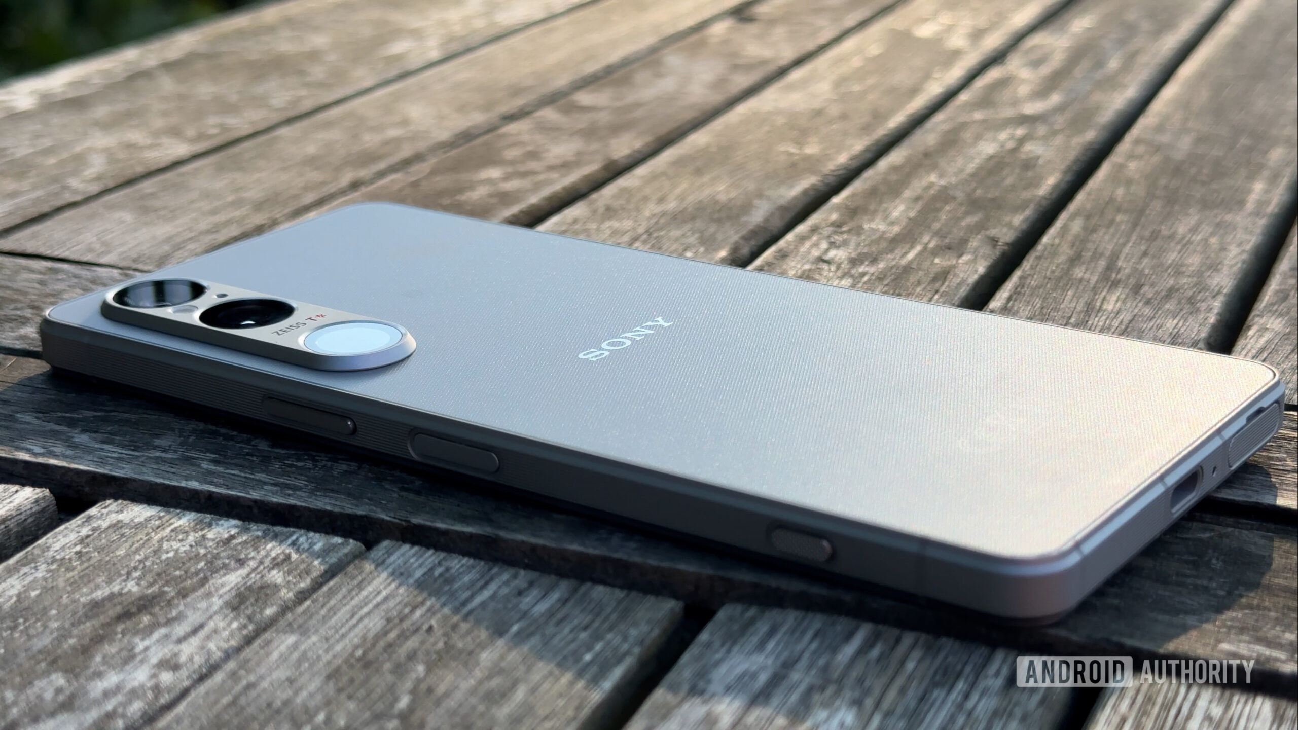 sony xperia 1 vi review back flat angled table sony xperia 1 vi review back flat angled table