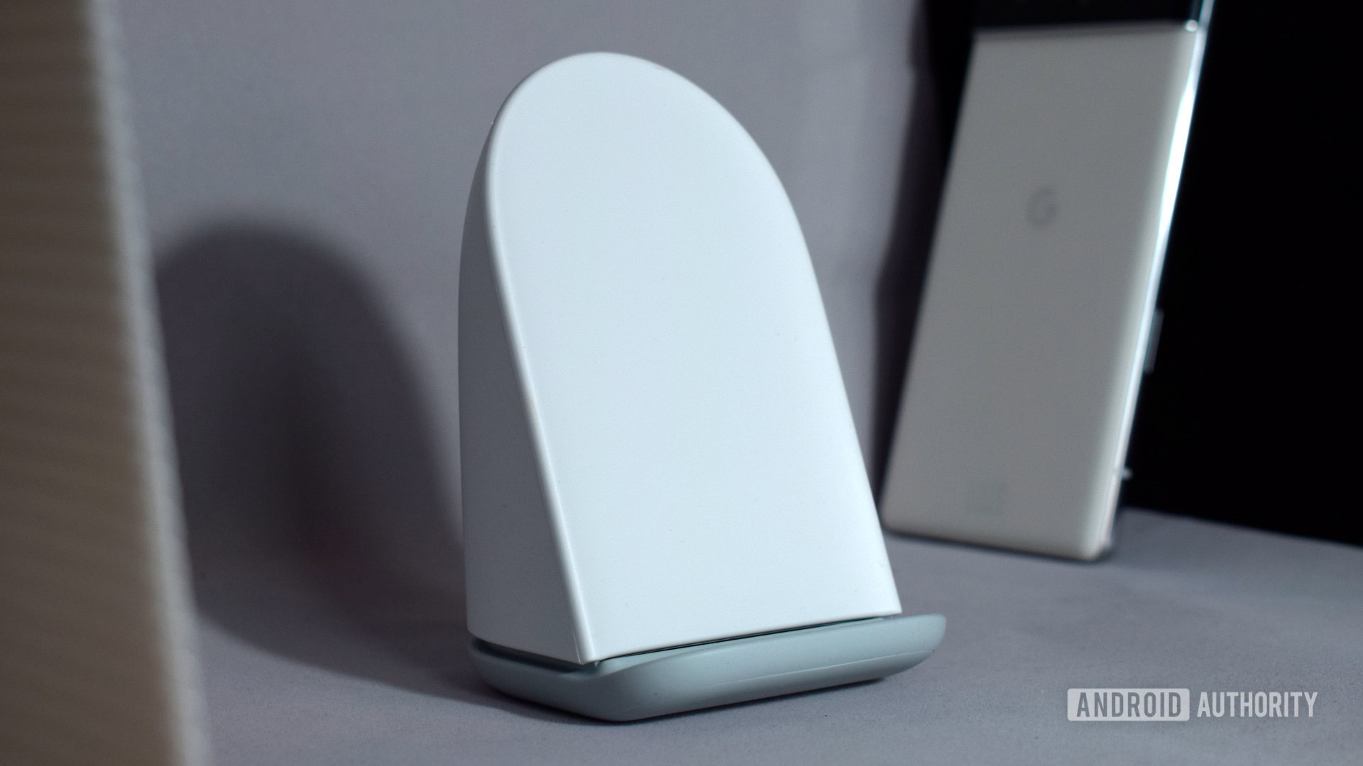 Google Pixel Stand Gen 2 front Google Pixel Stand Gen 2 front