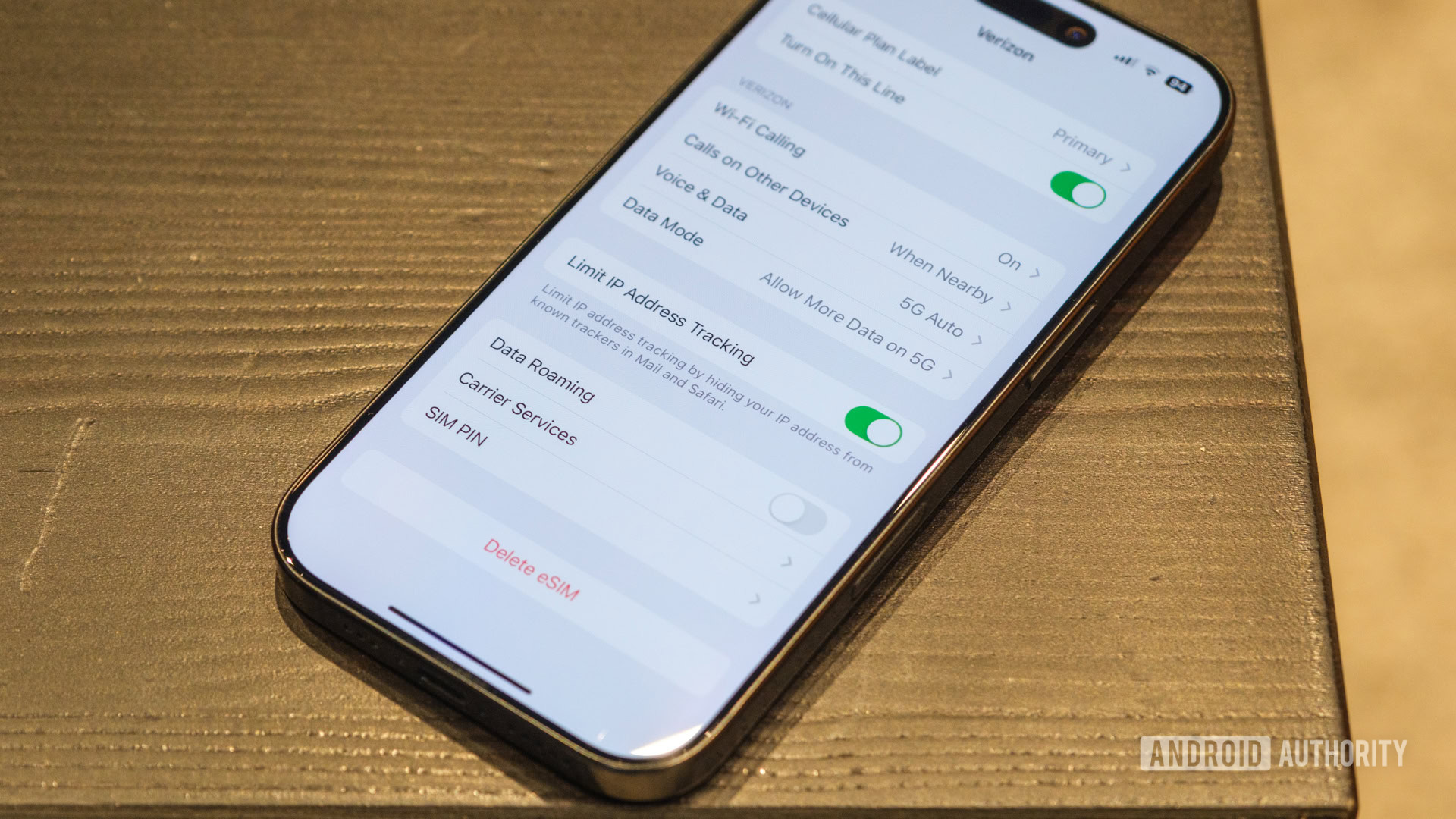 Holafly iPhone 16 Pro data roaming Holafly iPhone 16 Pro data roaming