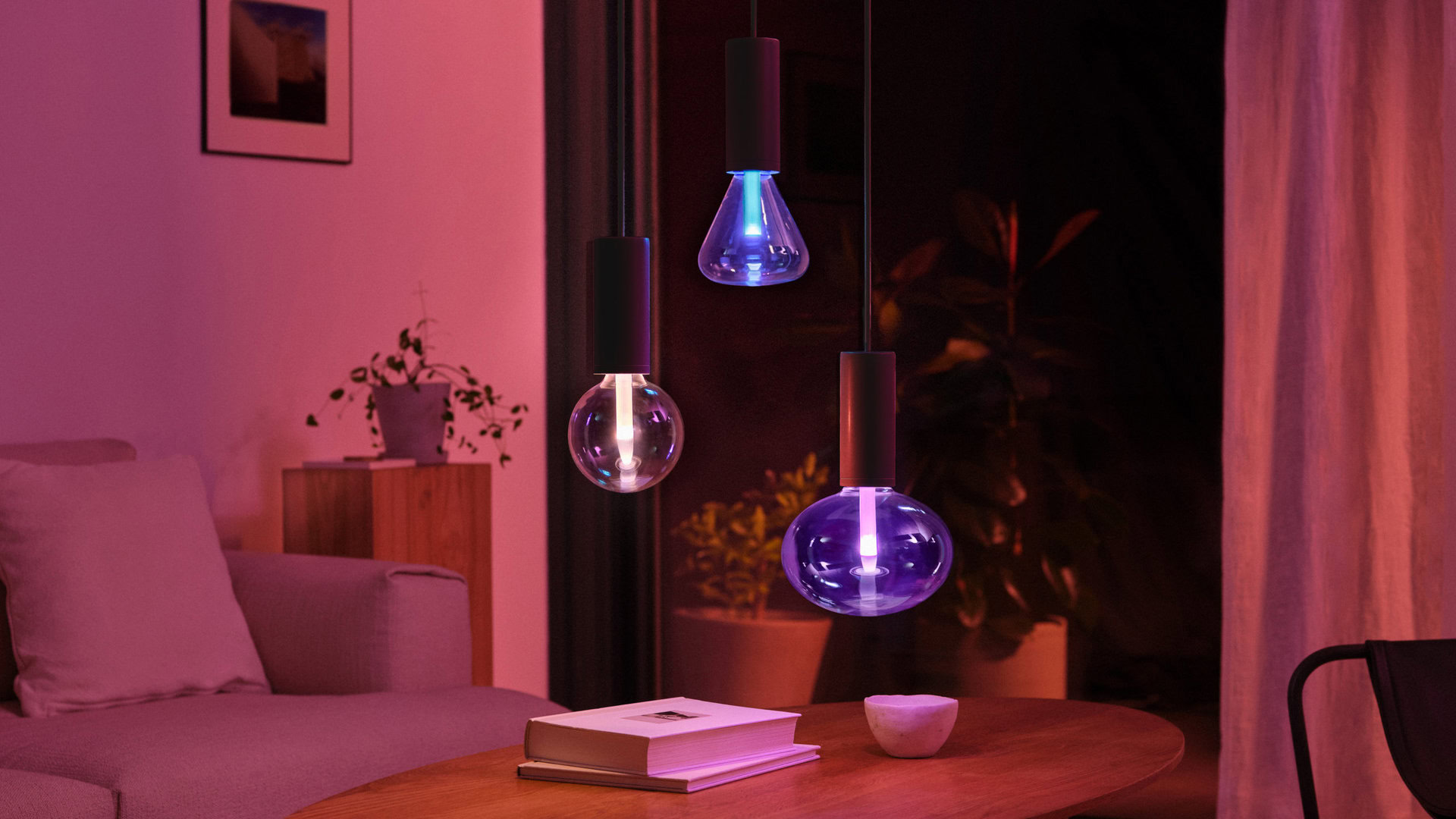 Philips Hue Lightguide bulbs and matching pendant light cords Philips Hue Lightguide bulbs and matching pendant light cords