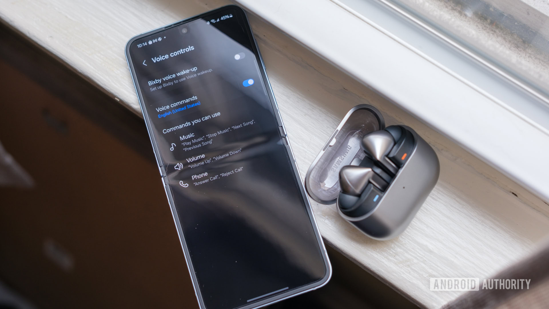 Samsung Galaxy Buds 3 Pro with voice command app Samsung Galaxy Buds 3 Pro with voice command app